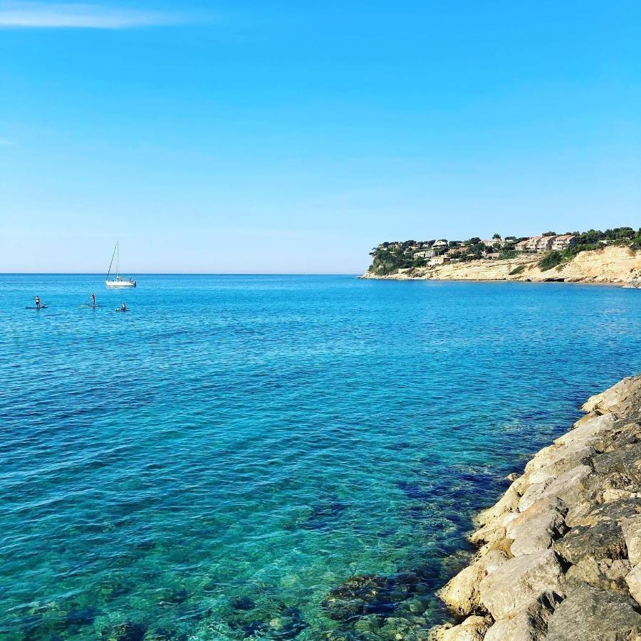 200m de la plage ,3mn du port à 50m du centre ville Carry-le-Rouet Esterno foto